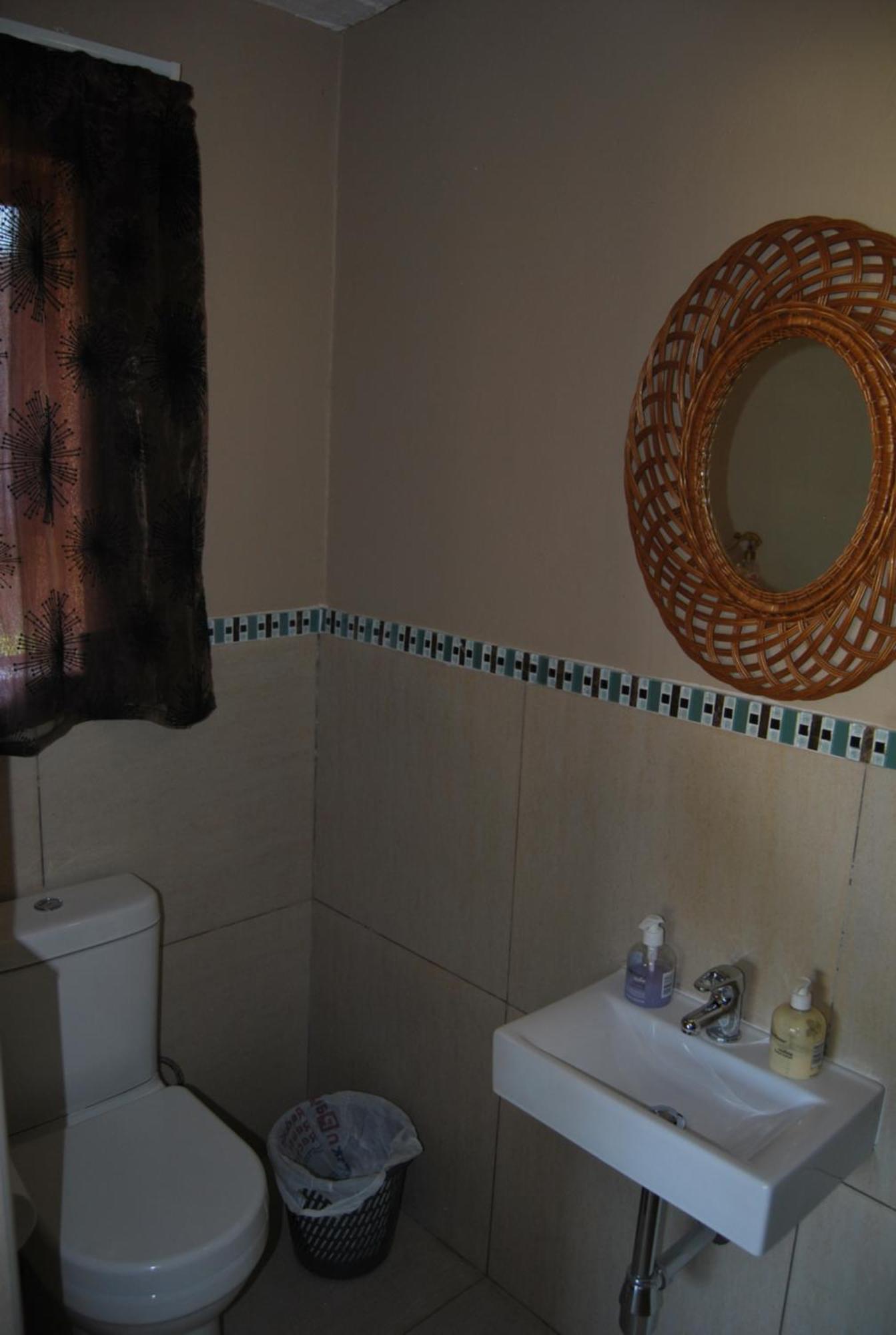 15 Witpeer Street Guesthouse George Pokoj fotografie